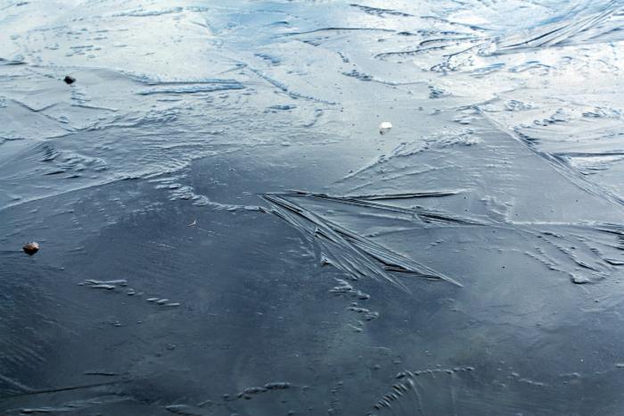 Северодвинские спасатели проверили лёд на прочность
